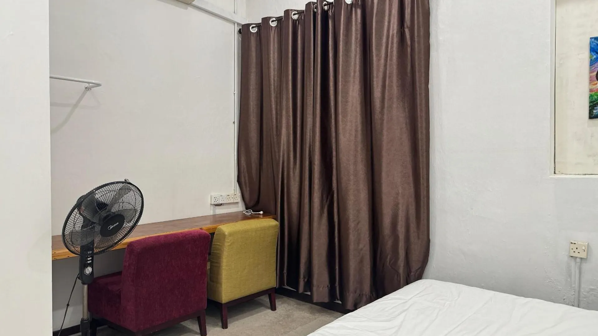 Moustachz Hauze , Georgetown Otel 0*, George Town Malezya